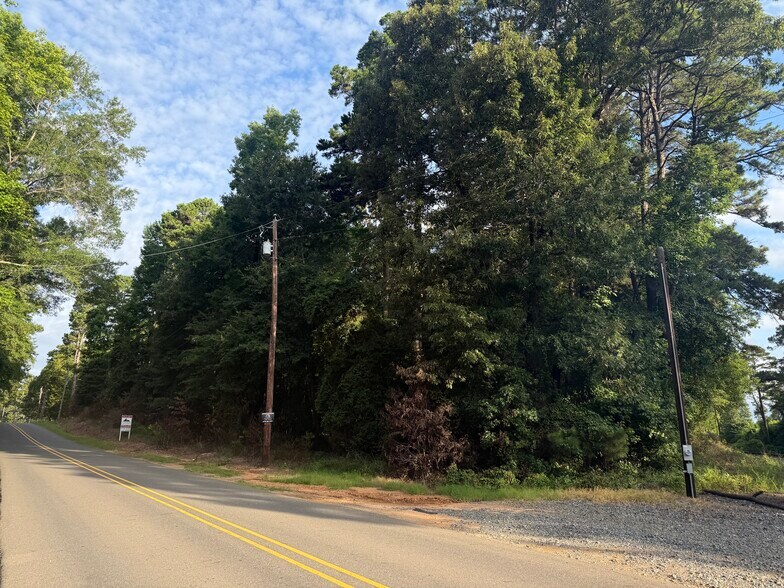 473 Pueblo ln, Shreveport, LA à vendre - Photo du bâtiment - Image 2 de 5