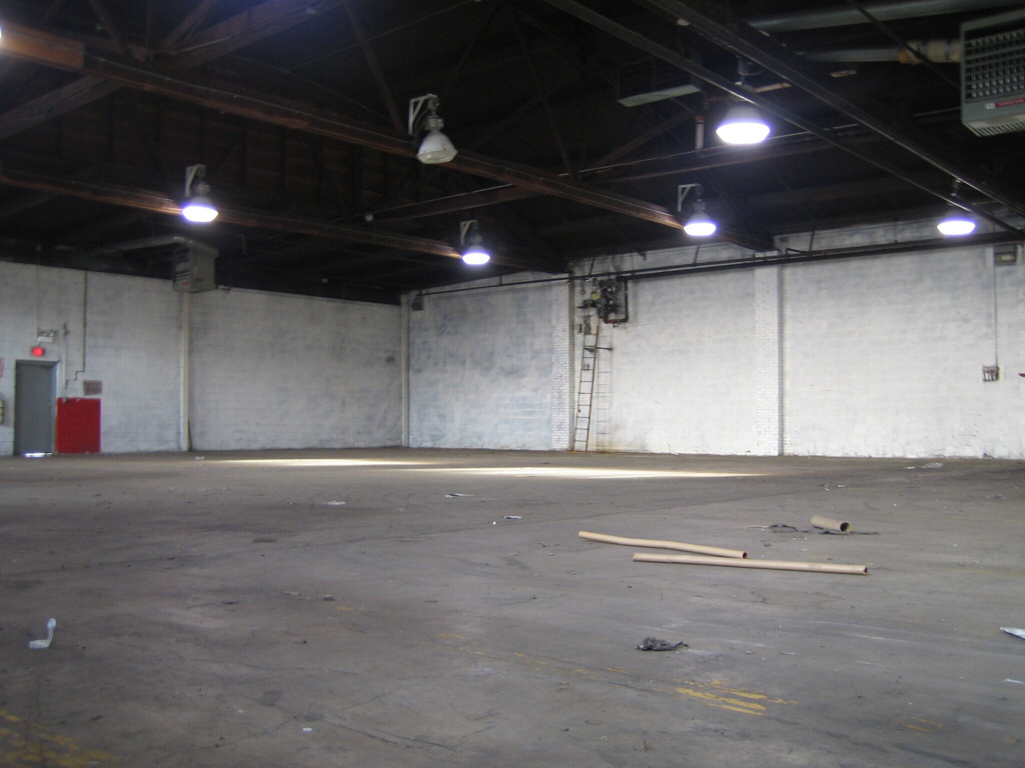 531 N Stiles St, Linden, NJ for lease Interior Photo- Image 1 of 5