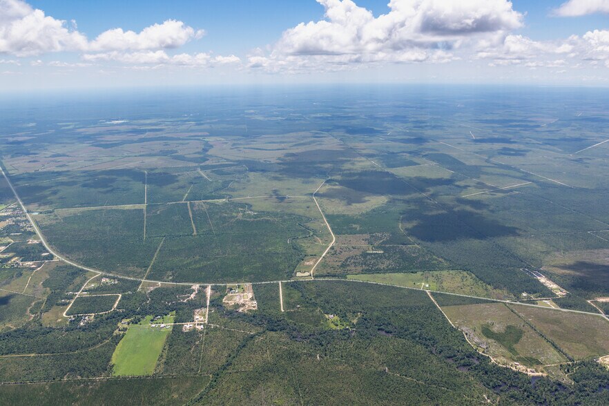 CR 386, Wewahitchka, FL à vendre - Aérien - Image 3 de 9