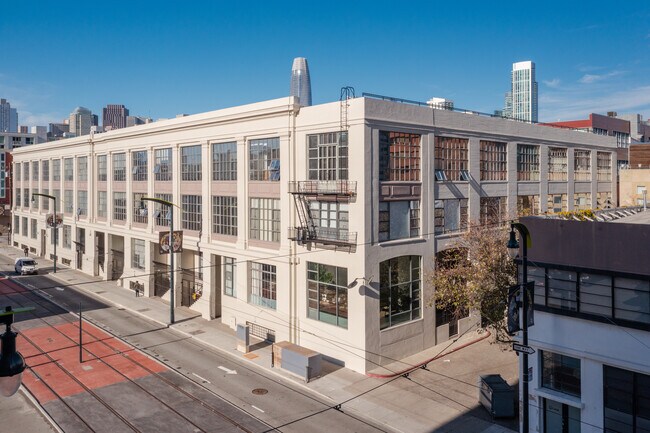 Plus de détails pour 601 4th St, San Francisco, CA - Local d'activités à louer