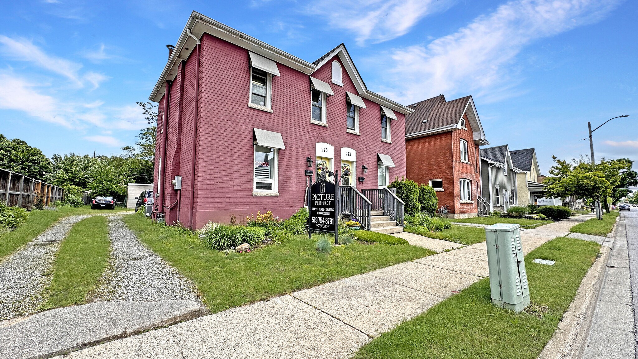 273-275 Brant Av, Brantford, ON à vendre Photo du bâtiment- Image 1 de 13