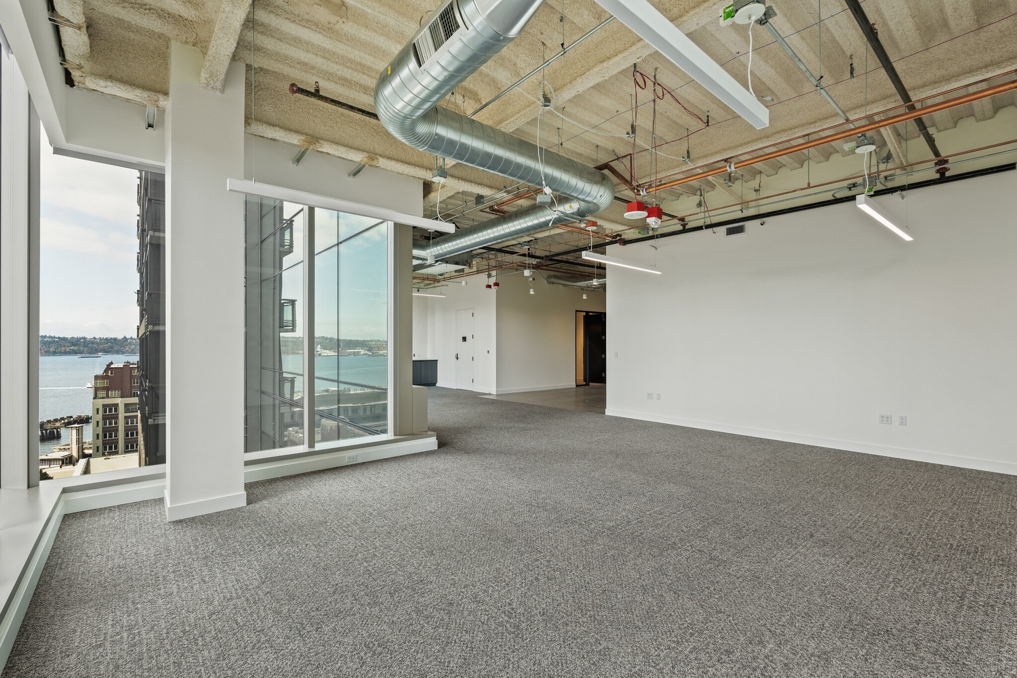 1015 2nd Ave, Seattle, WA for lease Interior Photo- Image 1 of 8