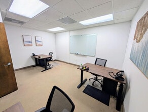 2645 Executive Park Dr, Weston, FL à louer Photo intérieure- Image 2 de 2