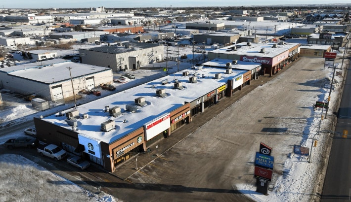 Saskatchewan Retail Portfolio portefeuille de 3 propriétés à vendre sur LoopNet.ca - Photo principale - Image 2 de 3