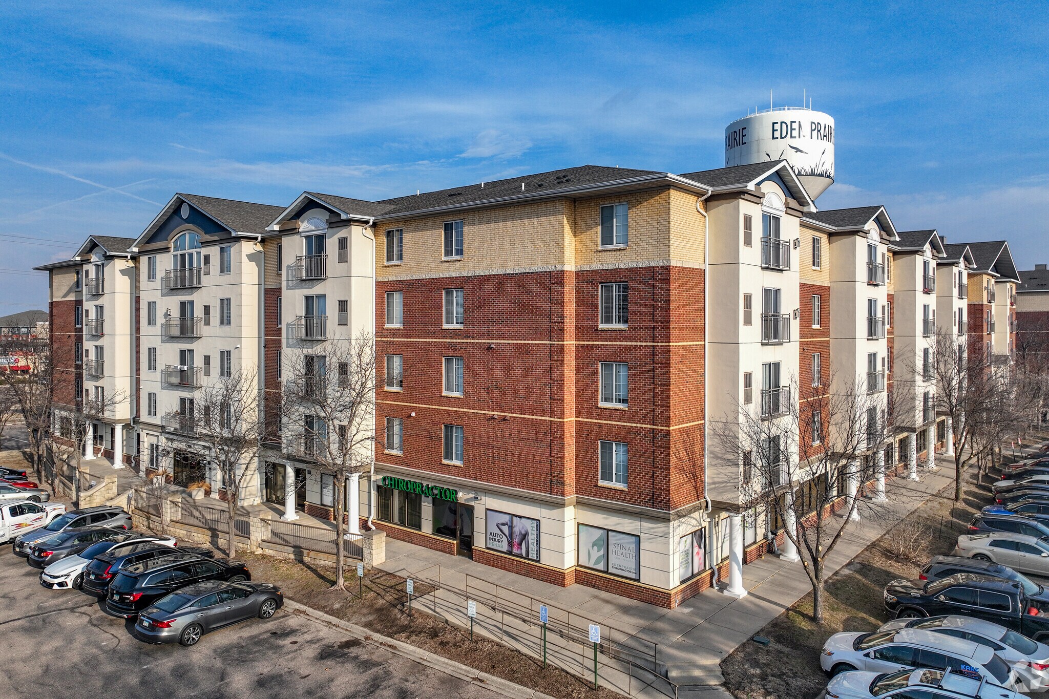 12100 Singletree Ln, Eden Prairie, MN à louer Photo du bâtiment- Image 1 de 2