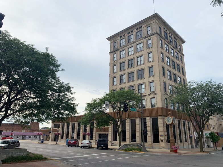724 Story St, Boone, IA à vendre - Photo du bâtiment - Image 2 de 4