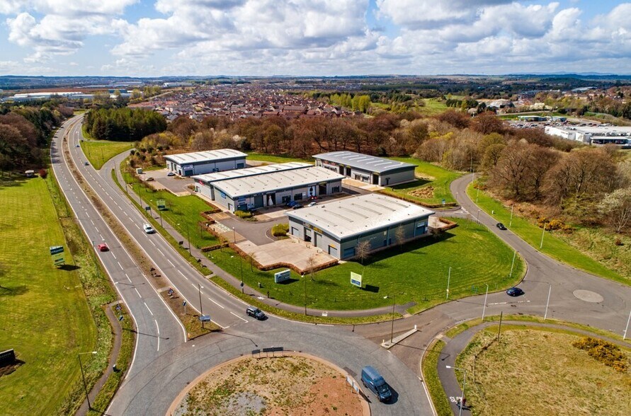 Unit 6-9 InchWood Ave, Bathgate à louer - Photo du bâtiment - Image 3 de 17