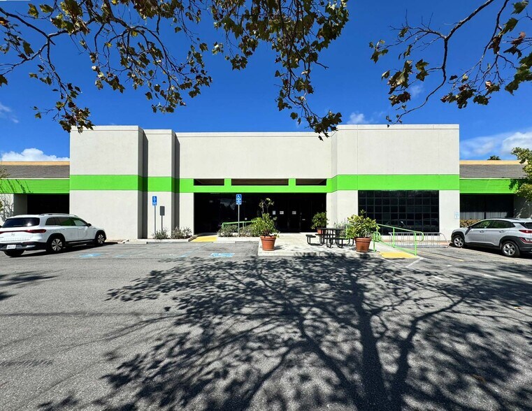 191 Baypointe Pky, San Jose, CA à louer - Photo principale - Image 2 de 10