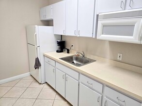 585 S Ronald Reagan Blvd, Longwood, FL for lease Interior Photo- Image 1 of 9