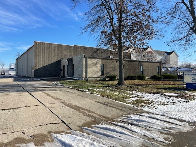 11224 Cornell Park Dr, Blue Ash, OH for lease - Primary Photo - Image 1 of 5