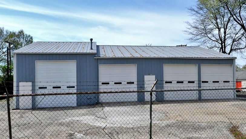 3819 & 3837 Louisiana Avenue portefeuille de 2 propriétés à vendre sur LoopNet.ca - Photo principale - Image 2 de 2