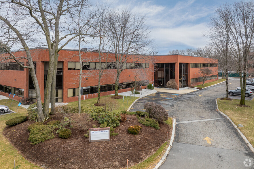 847 Rogers St, Lowell, MA for lease - Building Photo - Image 1 of 10