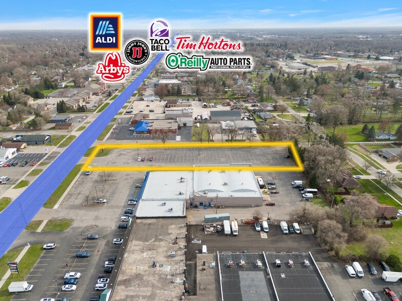 48081 Van Dyke Ave, Shelby Township, MI for lease - Building Photo - Image 2 of 4