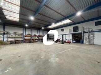 Plus de détails pour 8 Allée Du Grand Pré, Marines - Flex à vendre