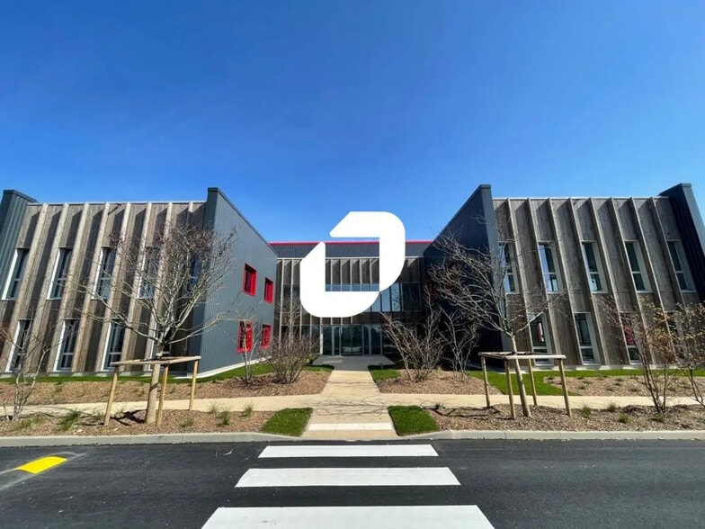 Industriel dans Le Thillay à louer - Photo du bâtiment - Image 3 de 4