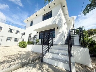 More details for 243 NW 32nd St, Miami, FL - Multifamily for Sale