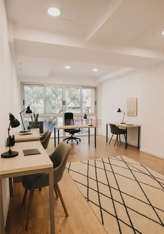 Multifamily in Barcelona, Barcelona for sale Interior Photo- Image 1 of 2