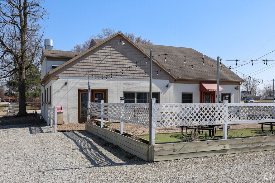 202 E Seminary St, Liberty, IN à vendre - Photo principale - Image 1 de 9