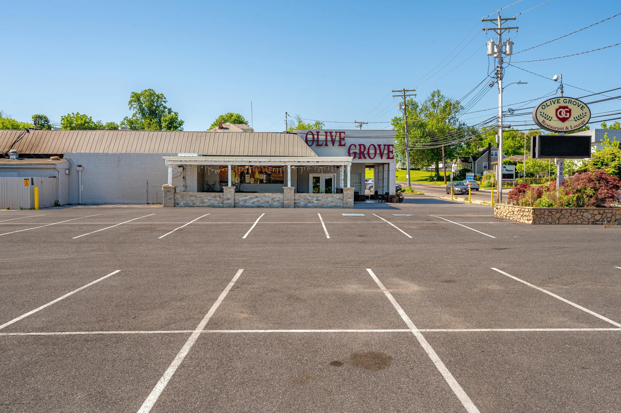 705 N Hammonds Ferry Rd, Linthicum Heights, MD for lease Building Photo- Image 1 of 17