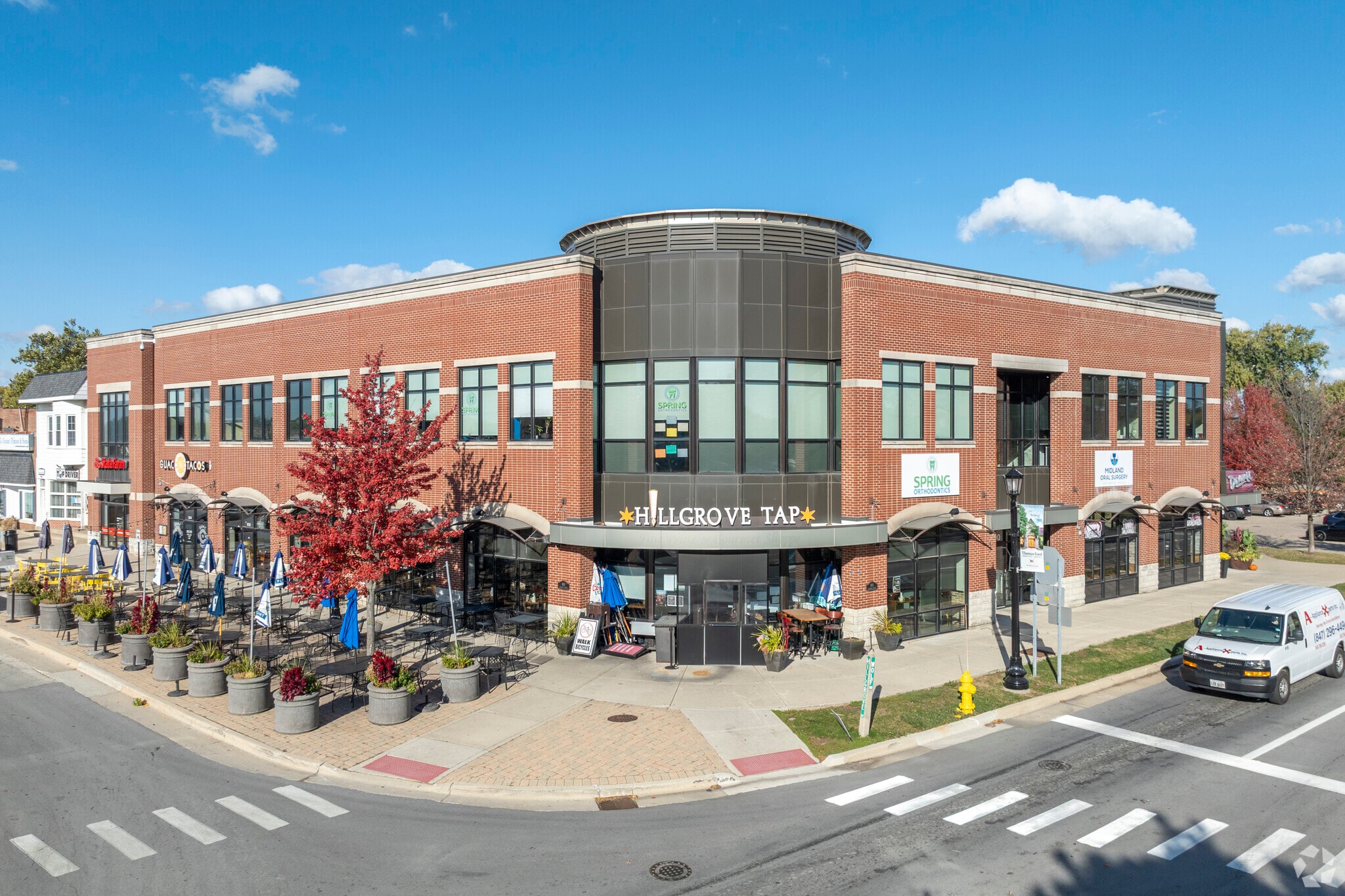 800 W Hillgrove Ave, Western Springs, IL for lease Primary Photo- Image 1 of 14