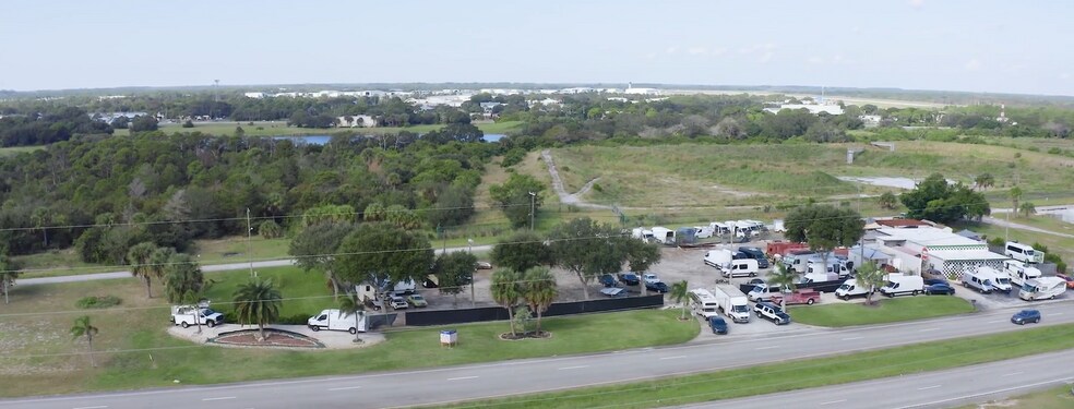 3151 N US Highway 1, Fort Pierce, FL à vendre - Photo du bâtiment - Image 1 de 7