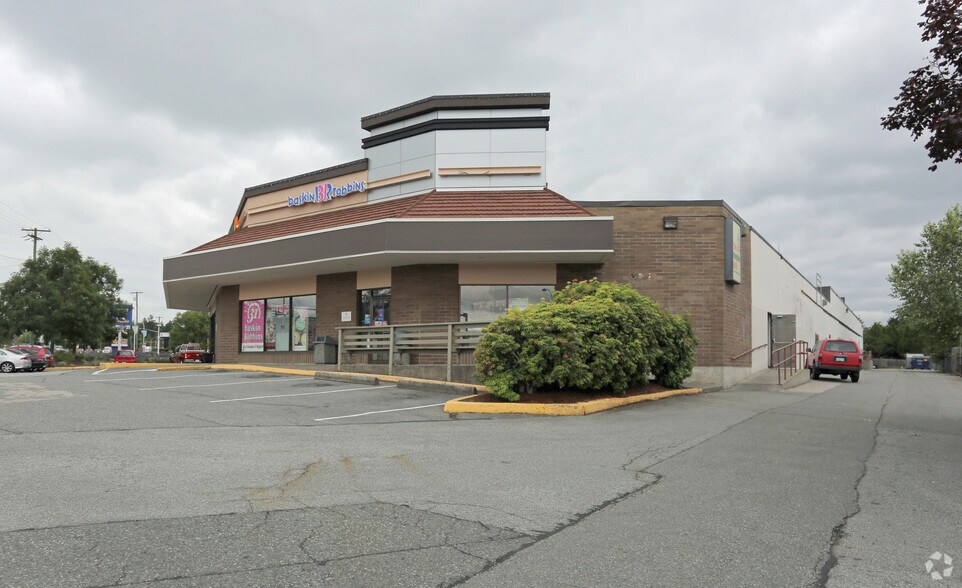 19531-19585 Fraser Hwy, Surrey, BC à louer - Photo du bâtiment - Image 3 de 7