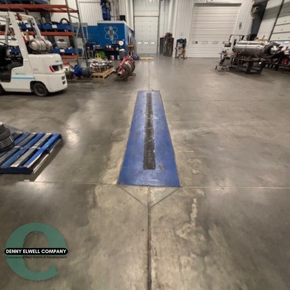 1545 Blue Sky Blvd-Building 1, Huxley, IA for lease - Building Photo - Image 3 of 27