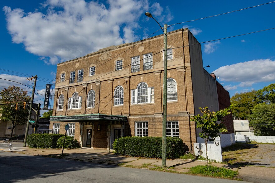 2500 E Marshall St, Richmond, VA à louer - Photo du bâtiment - Image 3 de 75