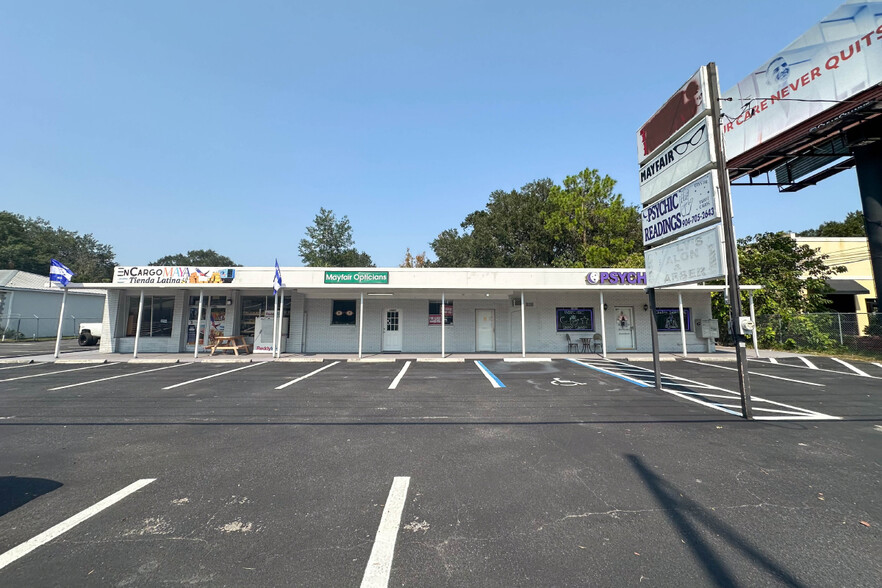 12025-12033 Beach Blvd, Jacksonville, FL for sale - Building Photo - Image 1 of 3