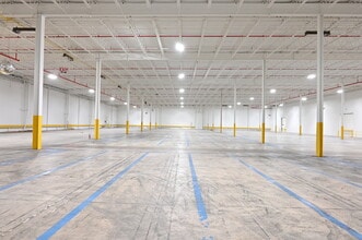 701 33rd Ave N, Saint Cloud, MN for sale Interior Photo- Image 2 of 12