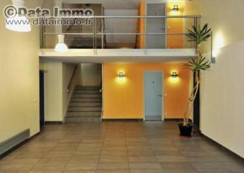 Office in Villepinte for lease - Building Photo - Image 2 of 7