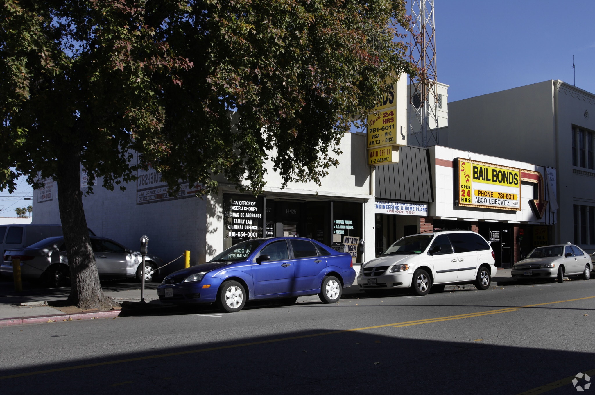 14419-14427 Sylvan St, Van Nuys, CA for lease Building Photo- Image 1 of 6