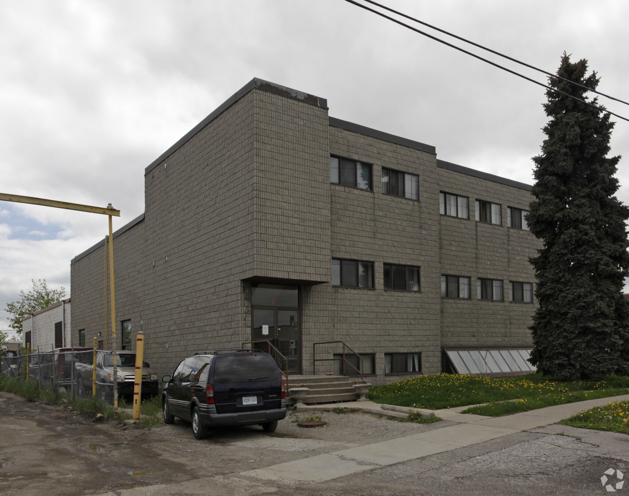 31 Taber Rd, Toronto, ON à vendre Photo principale- Image 1 de 1