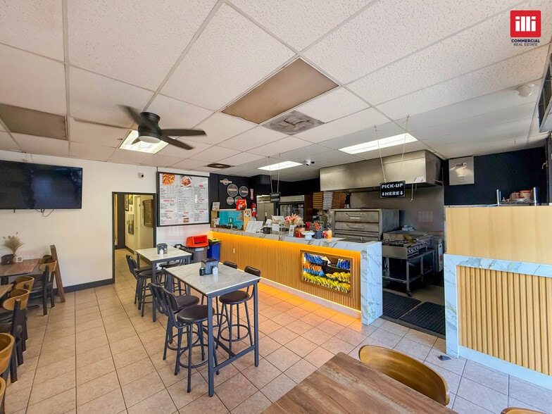 14100-14108 Magnolia Blvd, Sherman Oaks, CA for lease - Interior Photo - Image 3 of 8