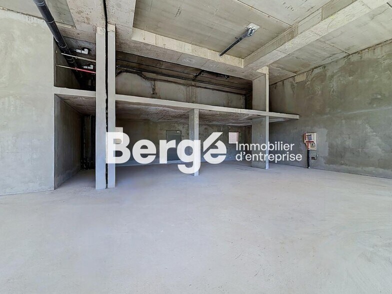 990 Avenue Du Général De Gaulle, Saint-Laurent-du-Var à vendre - Photo intérieure - Image 3 de 10