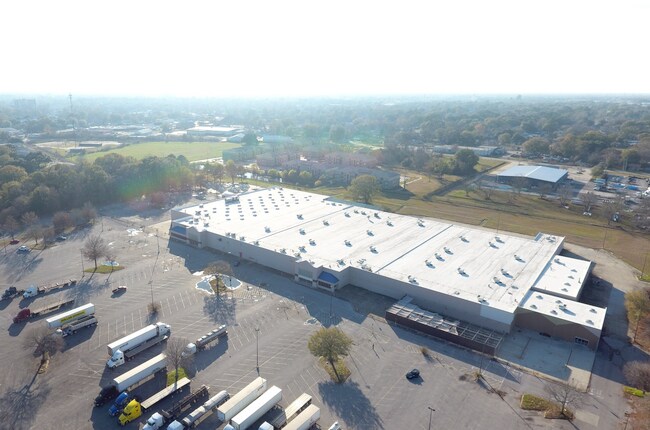 Plus de détails pour 1229 NW Evangeline Trwy, Lafayette, LA - Industriel à vendre