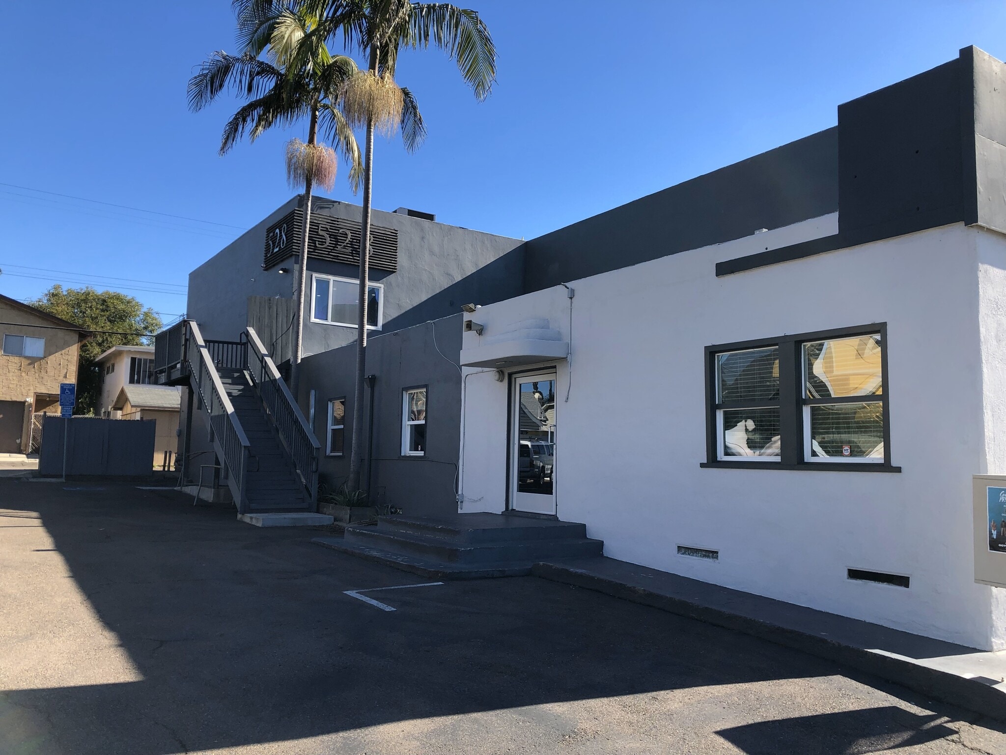 528 S Coast Hwy 101, Oceanside, CA for lease Interior Photo- Image 1 of 2