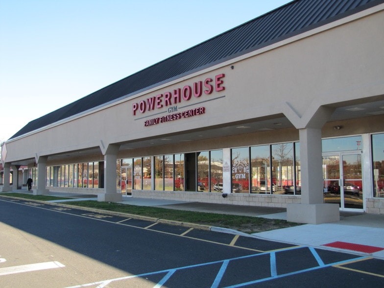 1061-1099 Highway 9, Old Bridge, NJ à louer - Photo du bâtiment - Image 3 de 8