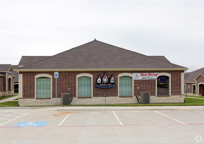 3128 Hudson Xing, McKinney, TX à vendre - Photo du bâtiment - Image 3 de 9