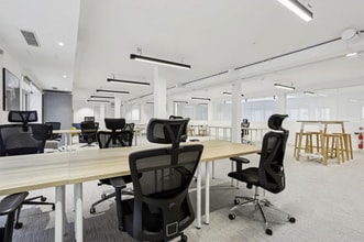 12 Rue Jacquemont, Paris for lease Interior Photo- Image 2 of 7