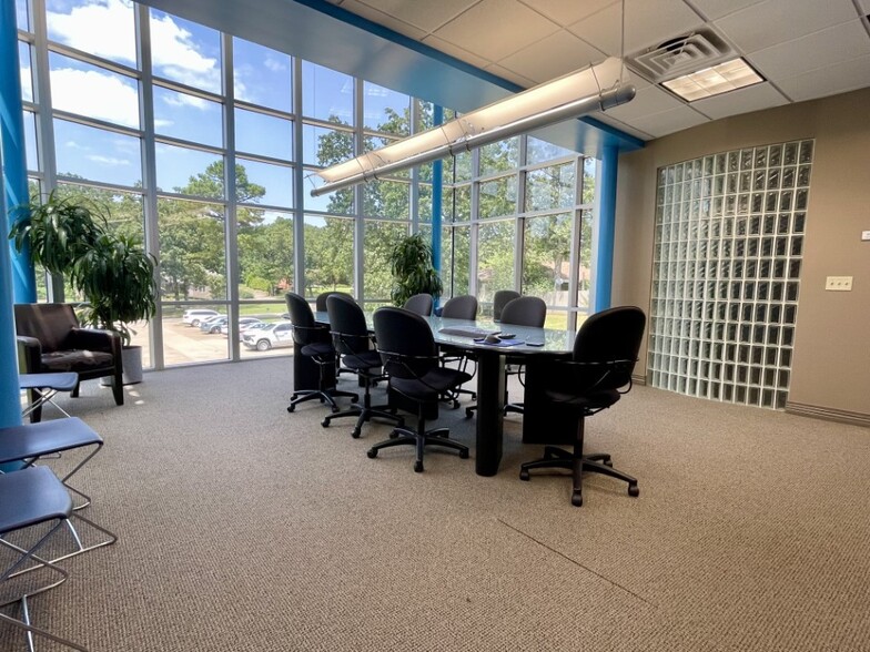 5704 Euper Ln, Fort Smith, AR à vendre - Photo intérieure - Image 3 de 21