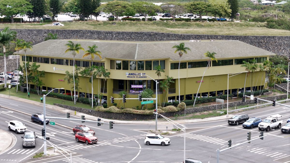 75-1000 Henry St, Kailua Kona, HI à vendre Photo du bâtiment- Image 1 de 26
