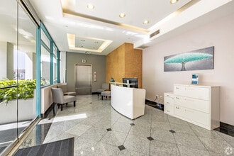 1010 N Central Ave, Glendale, CA for lease Interior Photo- Image 2 of 7