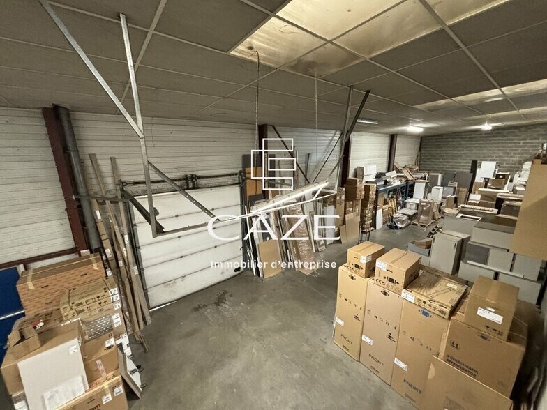 Flex in Bordeaux for sale - Interior Photo - Image 3 of 5