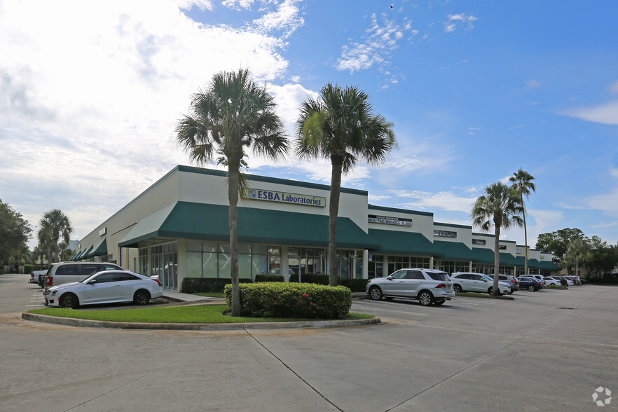 1001 Jupiter Park Dr, Jupiter, FL for lease - Primary Photo - Image 1 of 9