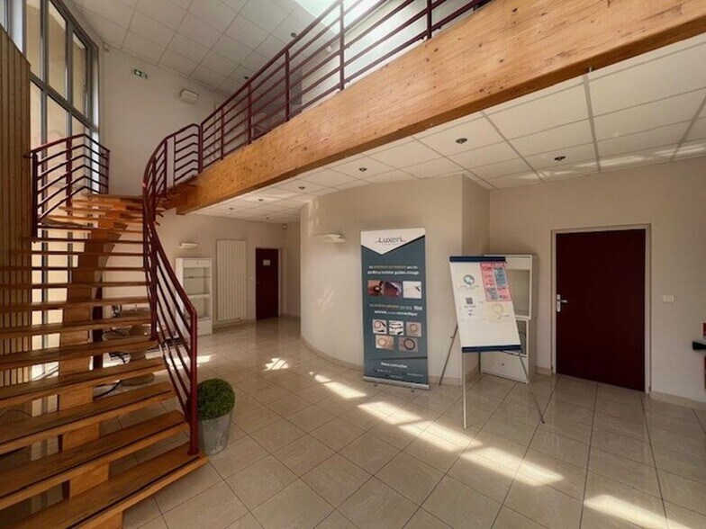 Flex in Gometz Le Chatel for sale - Interior Photo - Image 3 of 9