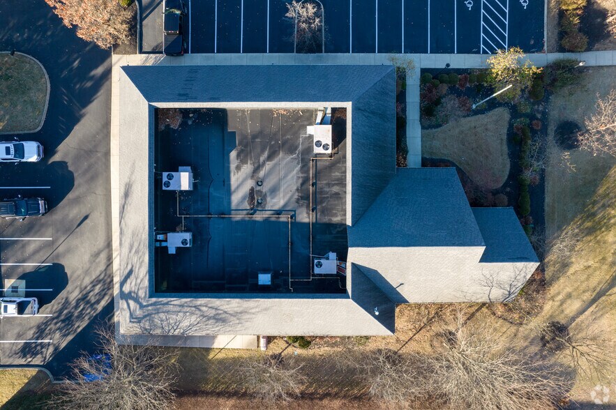 379 W Olentangy St, Powell, OH à louer - Aérien - Image 3 de 7