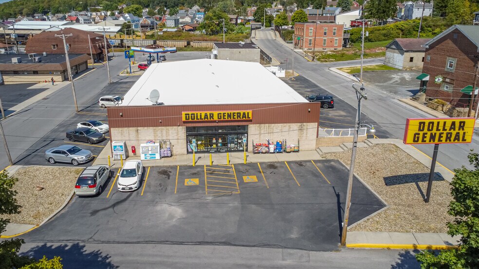 616 Main St, Gallitzin, PA à vendre - Photo du bâtiment - Image 3 de 9