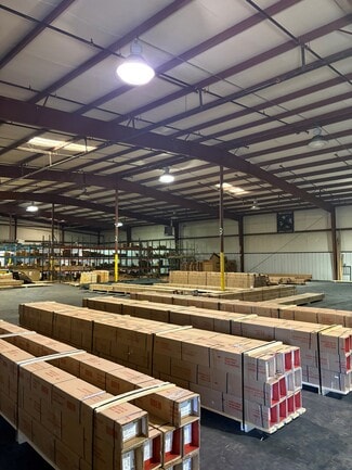 Plus de détails pour 795 Duncan Reidville Rd, Duncan, SC - Industriel à louer