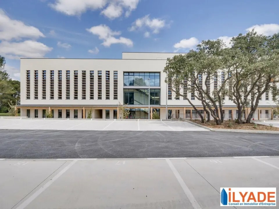 Office in Aix-en-Provence for lease Building Photo- Image 1 of 9